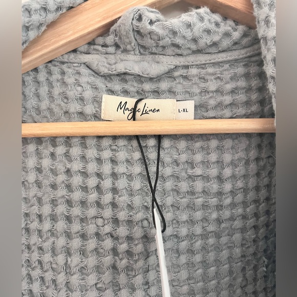 NWT Magic Linen Robe - Picture 3 of 3